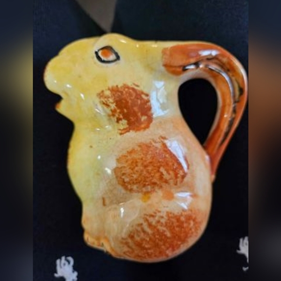 Vintage Pottery Bunny Rabbit Creamer Jug Pitcher - Picture 1 of 6